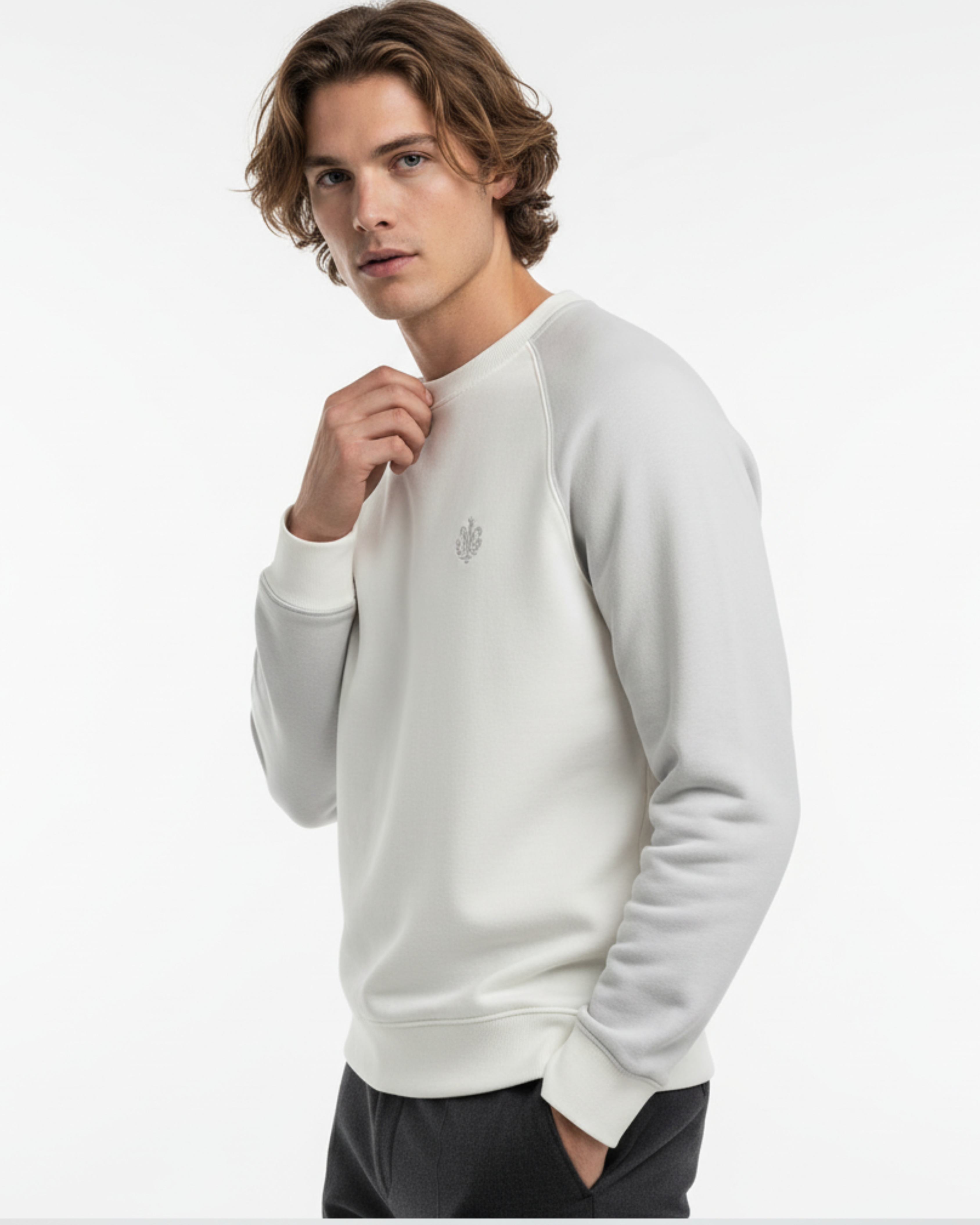 Crest Crewneck One Size